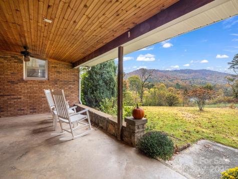 52 Loomis Avenue Asheville NC 28803