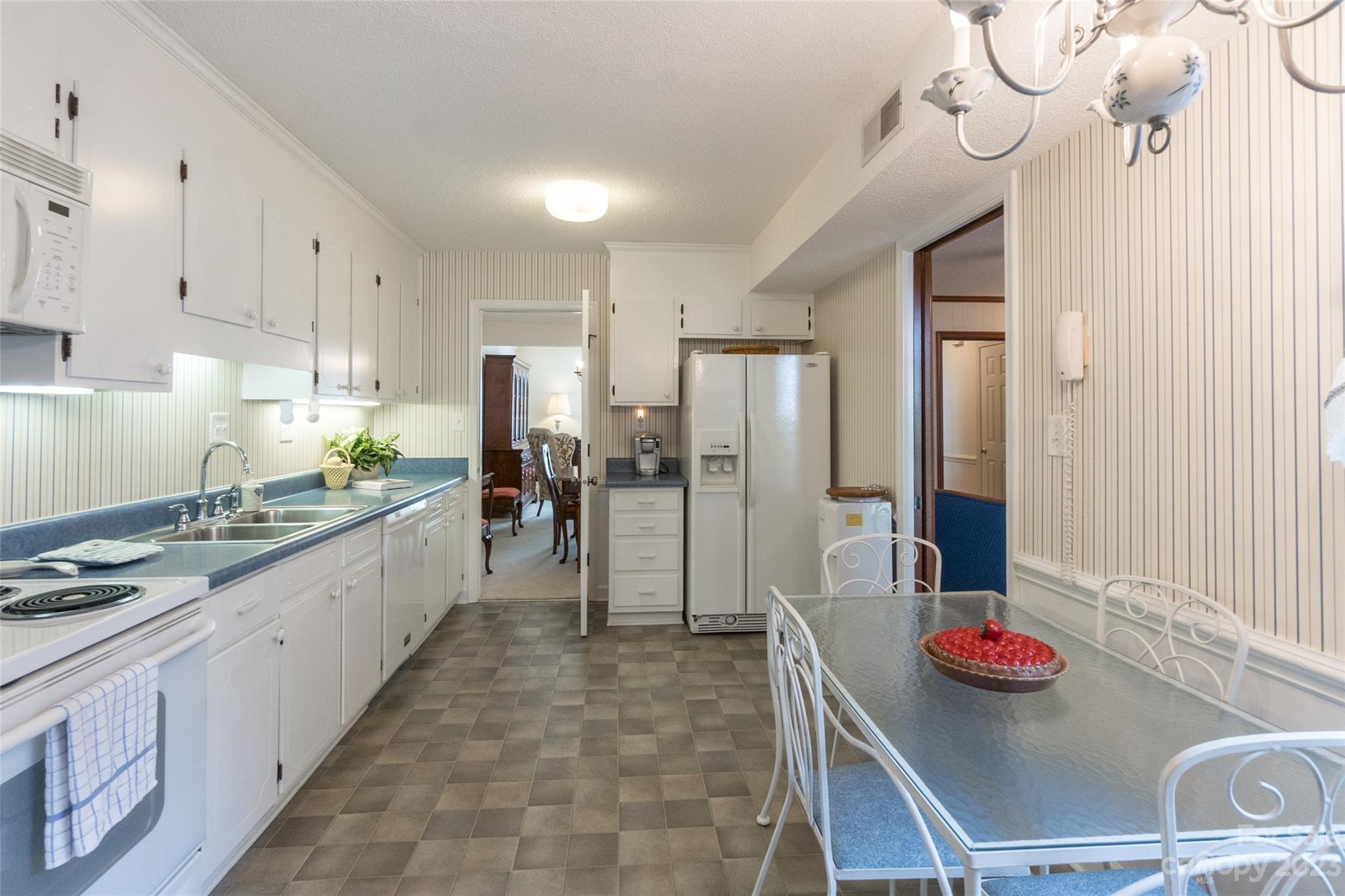 4333 Silo Lane Charlotte NC 28226
