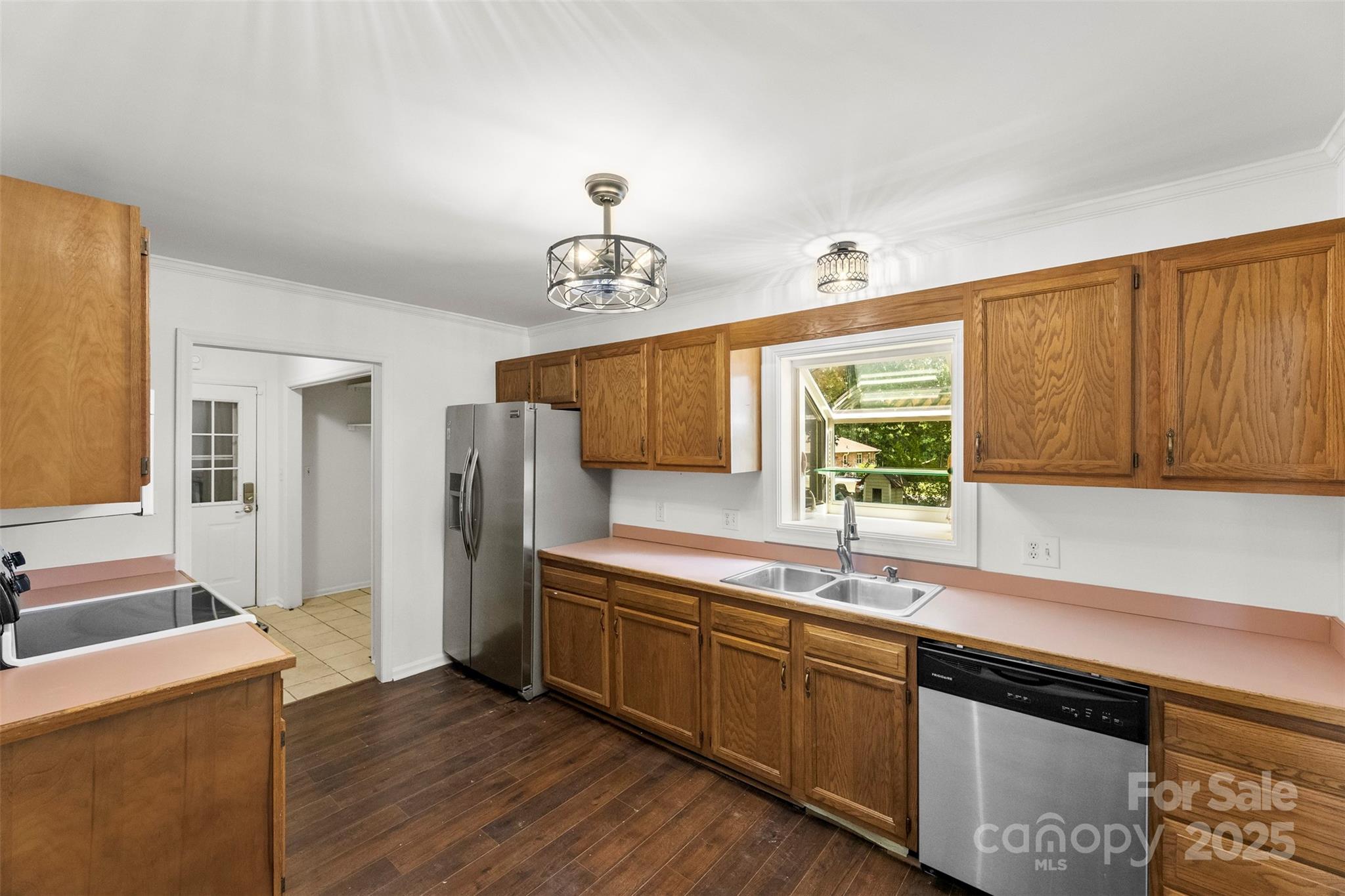 117 S Enochville Avenue Kannapolis NC 28081