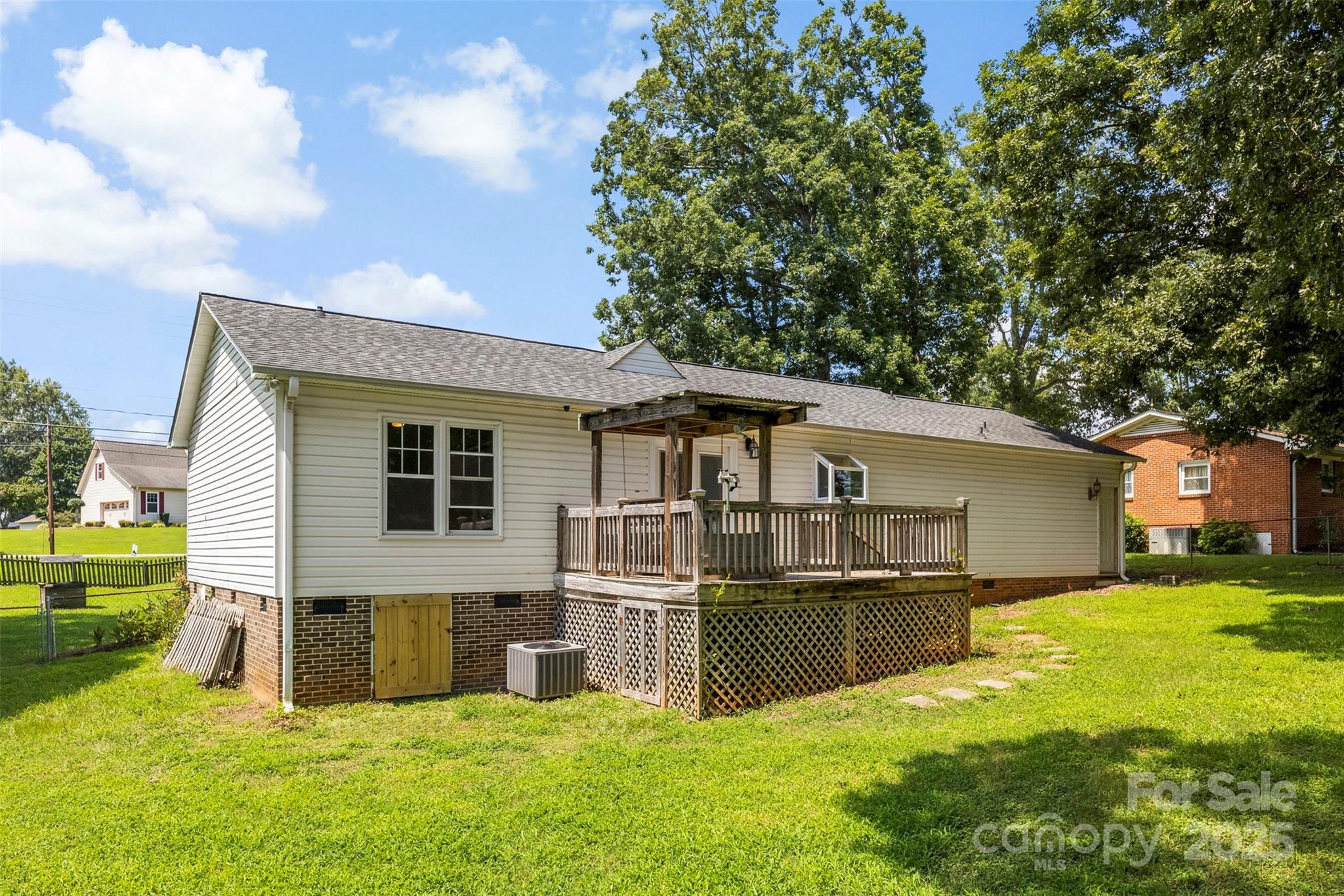 117 S Enochville Avenue Kannapolis NC 28081