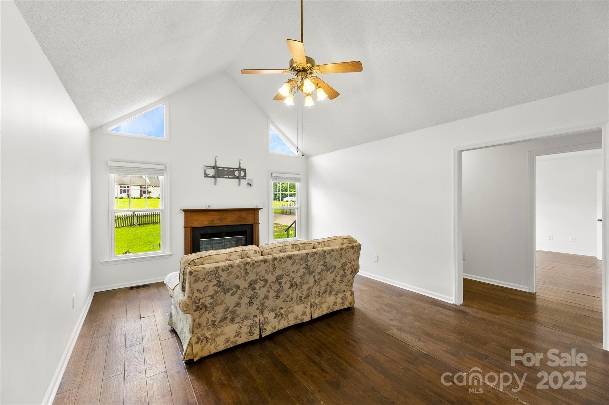 117 S Enochville Avenue Kannapolis NC 28081