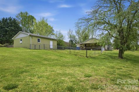 2566 Andrews Circle Lenoir NC 28645
