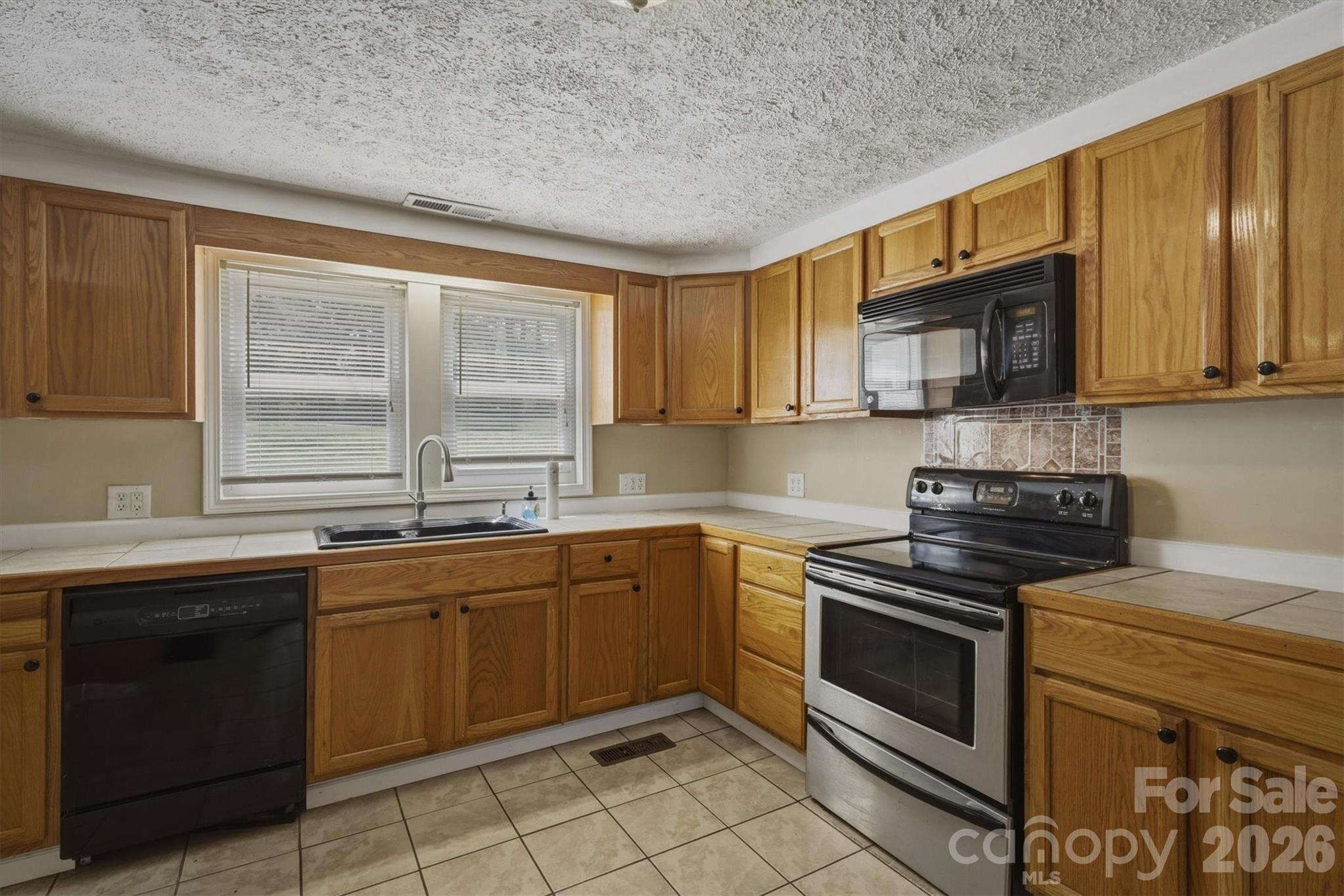 2566 Andrews Circle Lenoir NC 28645