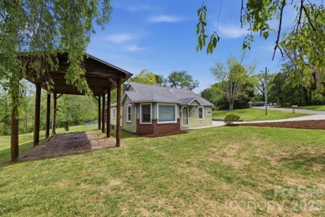 2566 Andrews Circle Lenoir NC 28645