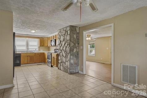 2566 Andrews Circle Lenoir NC 28645