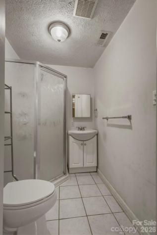 2566 Andrews Circle Lenoir NC 28645