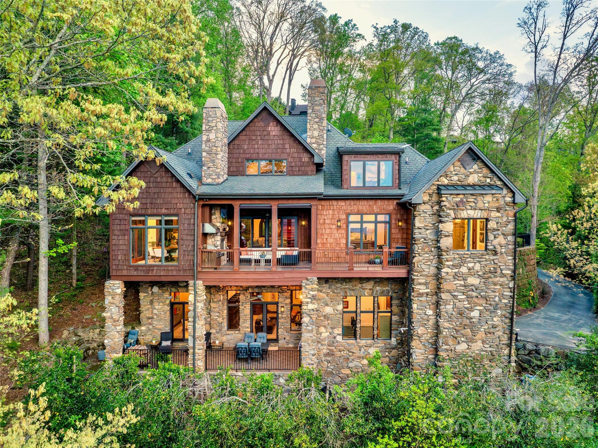 8 Timberwolf Court Asheville NC 28804