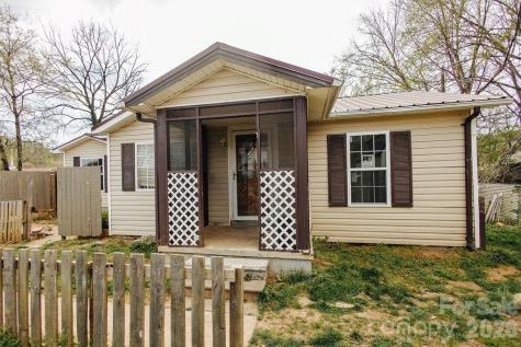 69 W Crawford Street Old Fort NC 28762