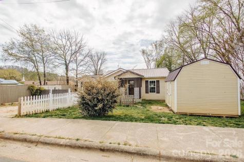 69 W Crawford Street Old Fort NC 28762