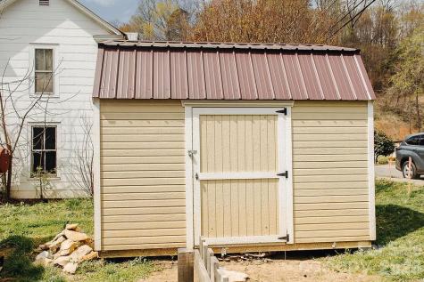 69 W Crawford Street Old Fort NC 28762