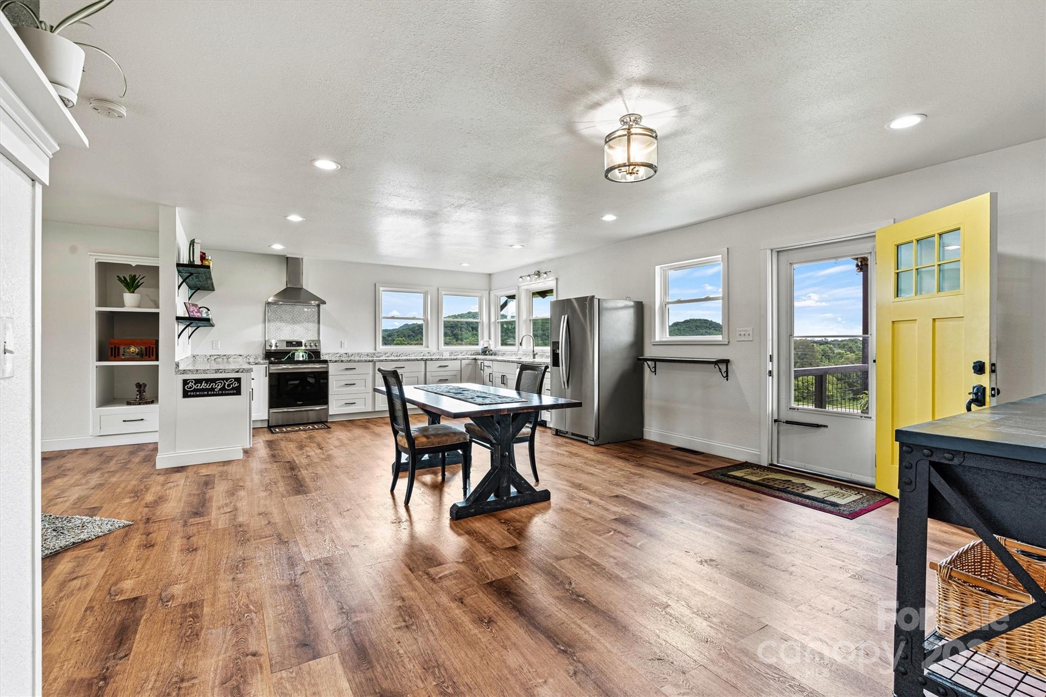 1127 Black Oak Ridge Road Taylorsville NC 28681