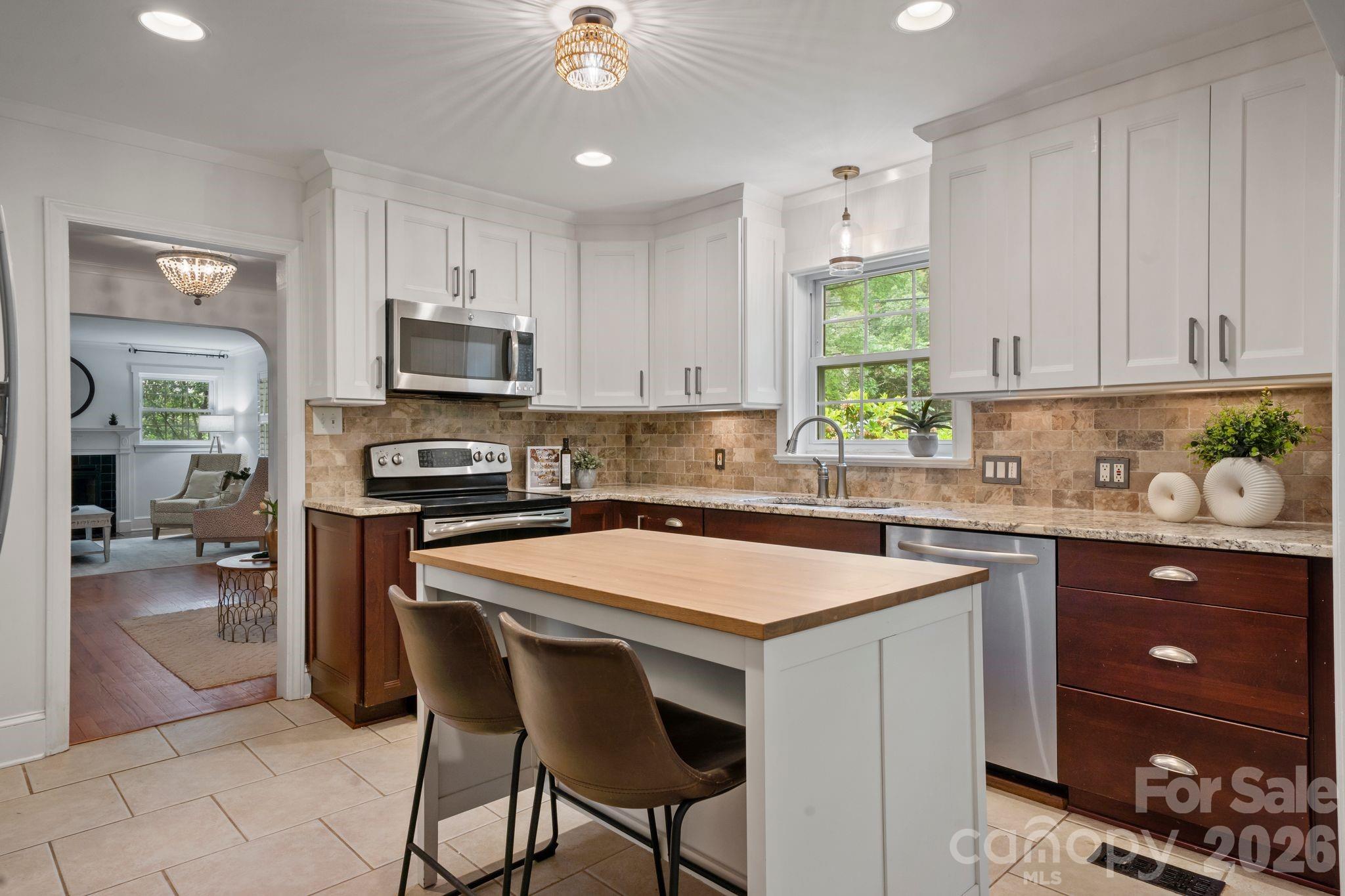 4218 Windemere Lane Charlotte NC 28211