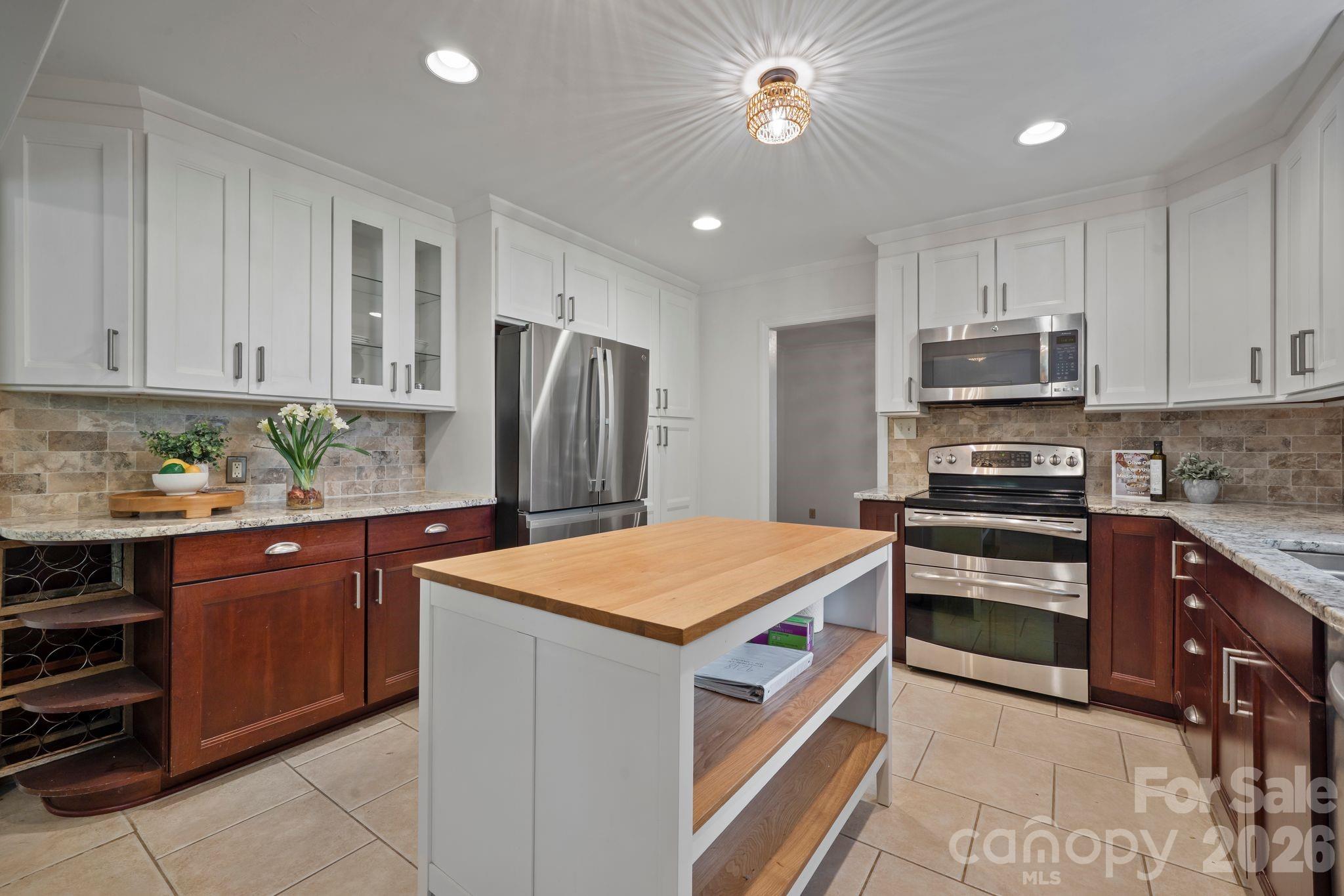 4218 Windemere Lane Charlotte NC 28211