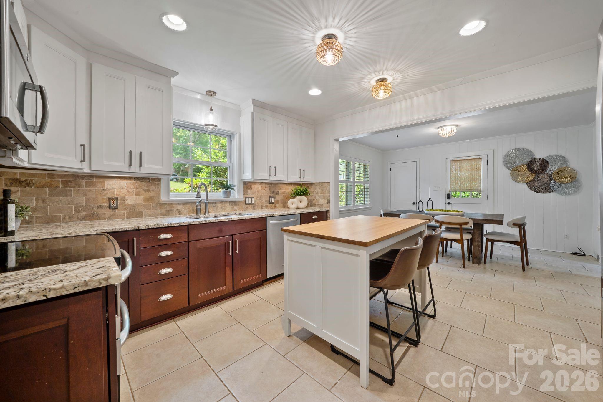 4218 Windemere Lane Charlotte NC 28211