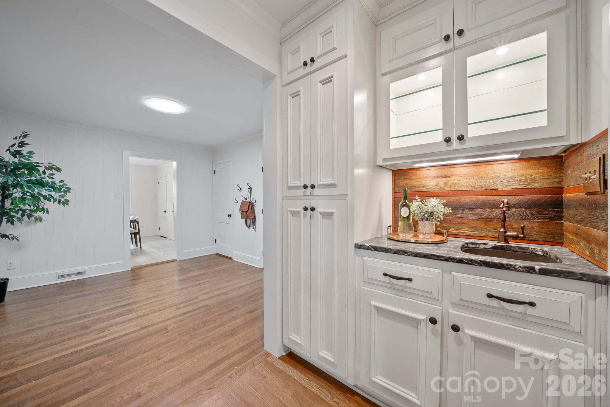 4218 Windemere Lane Charlotte NC 28211
