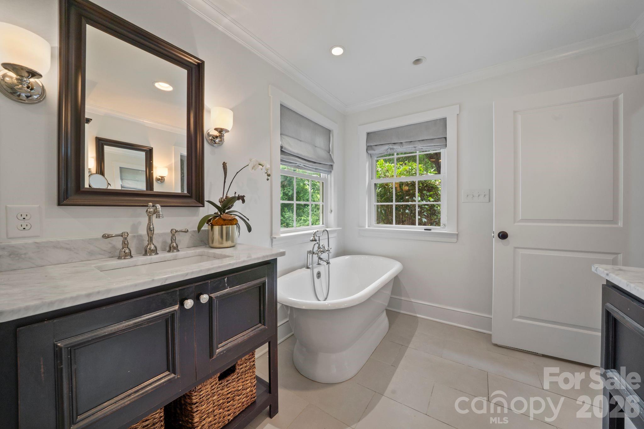 4218 Windemere Lane Charlotte NC 28211