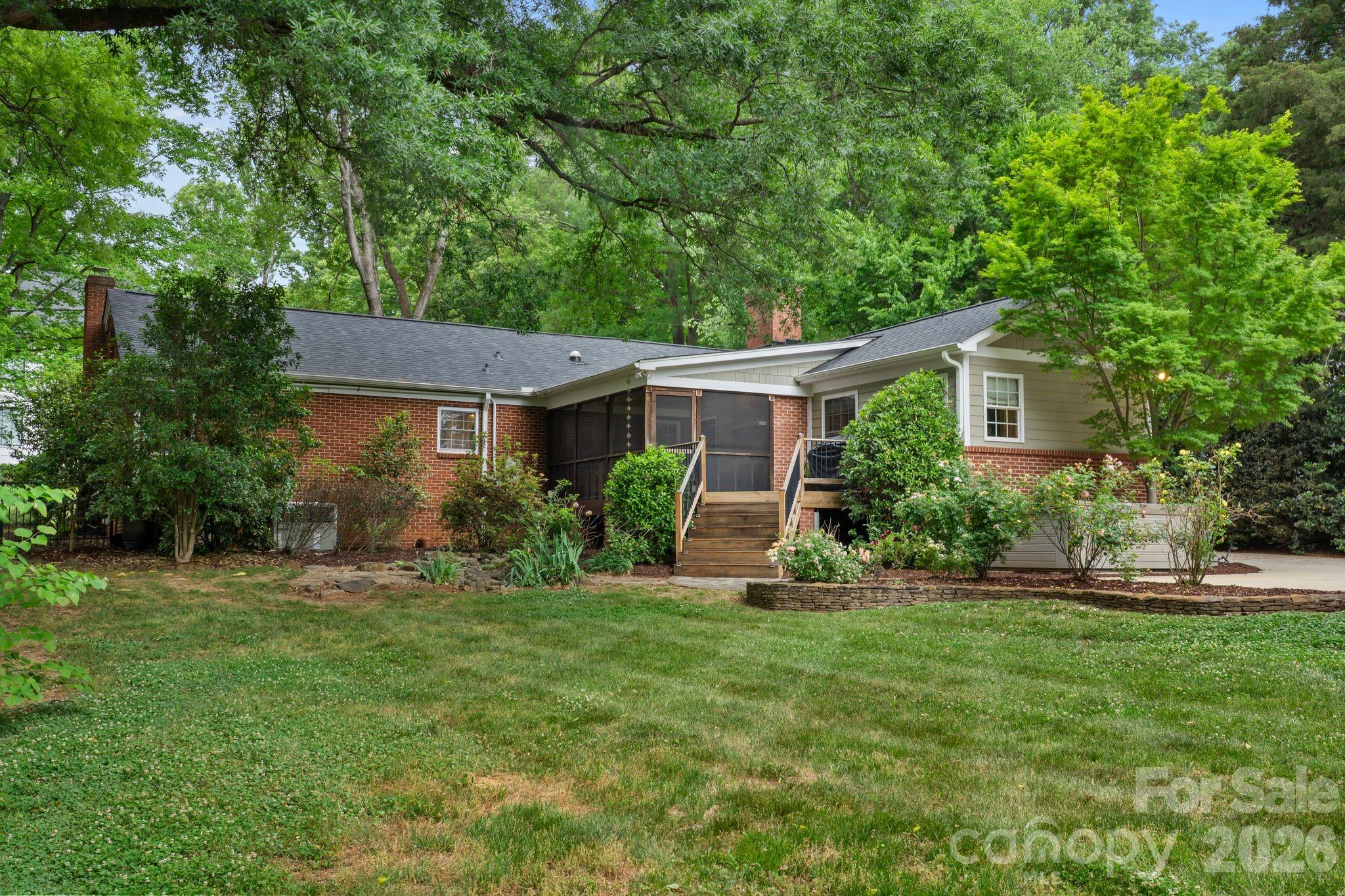 4218 Windemere Lane Charlotte NC 28211
