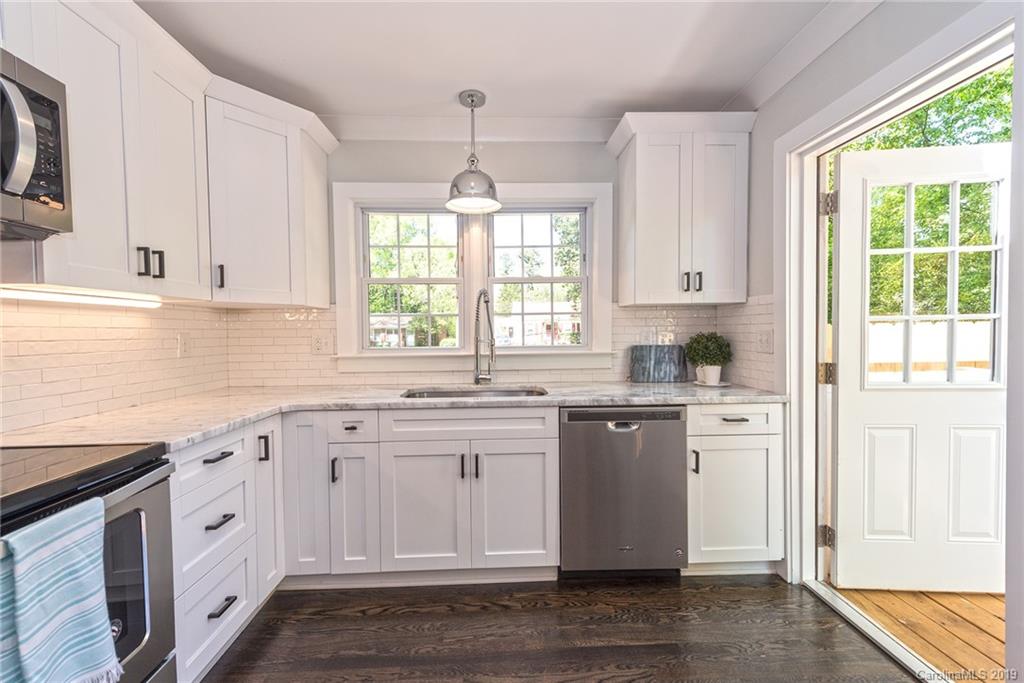 5234 Lynnville Avenue Charlotte NC 28205
