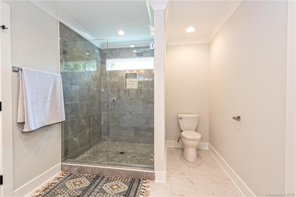5234 Lynnville Avenue Charlotte NC 28205