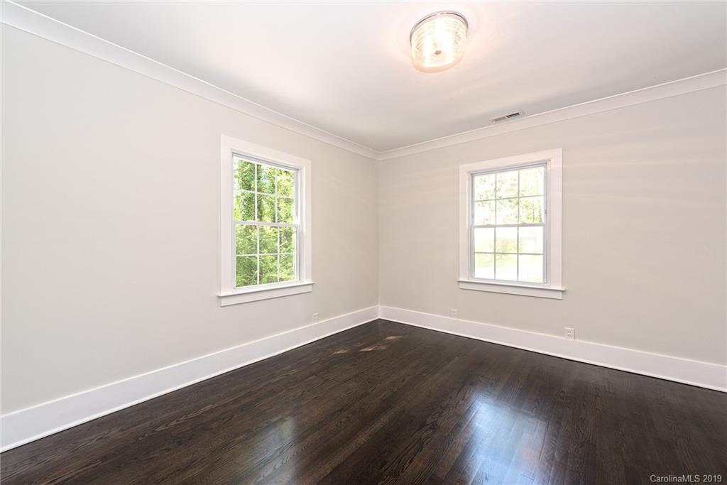 5234 Lynnville Avenue Charlotte NC 28205