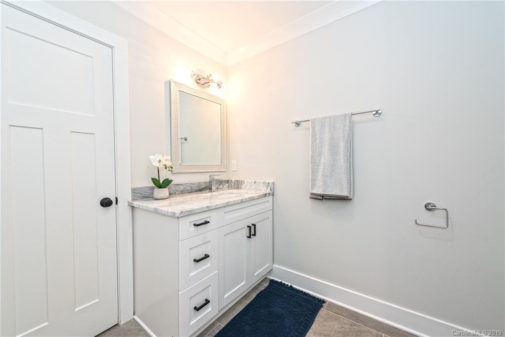 5234 Lynnville Avenue Charlotte NC 28205