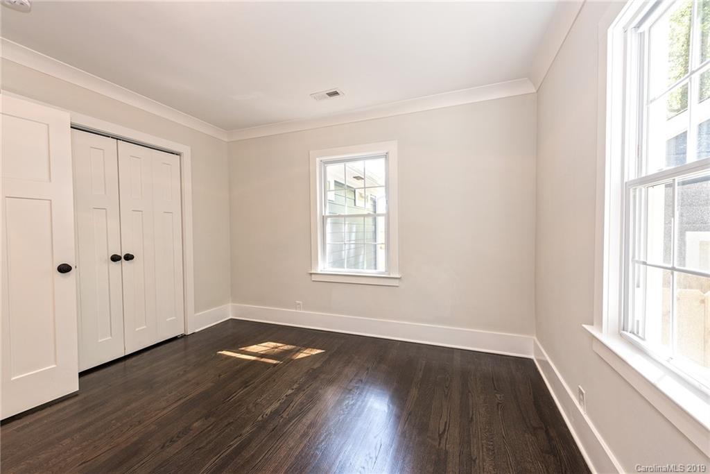 5234 Lynnville Avenue Charlotte NC 28205