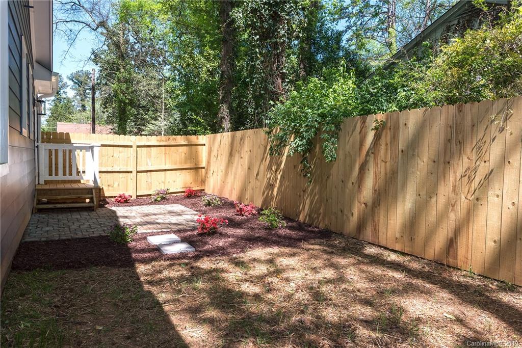 5234 Lynnville Avenue Charlotte NC 28205