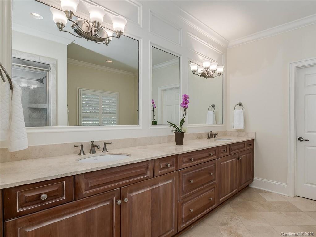 8916 Heydon Hall Circle Charlotte NC 28210