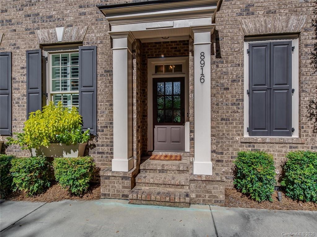 8916 Heydon Hall Circle Charlotte NC 28210