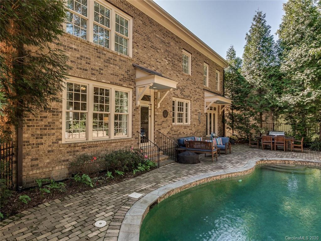 8916 Heydon Hall Circle Charlotte NC 28210