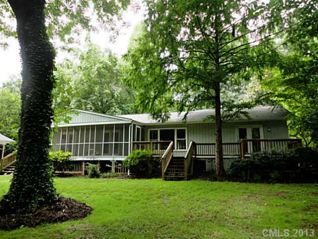 1823 Runnymede Lane Charlotte NC 28211