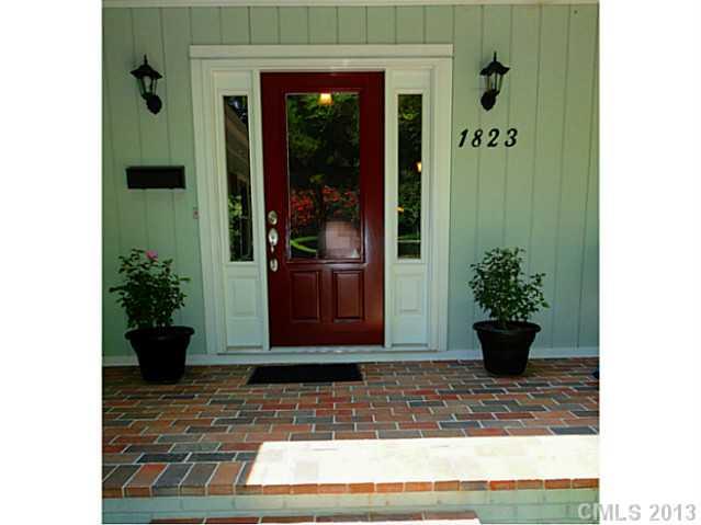 1823 Runnymede Lane Charlotte NC 28211