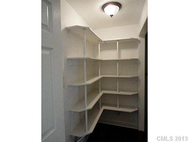 1823 Runnymede Lane Charlotte NC 28211