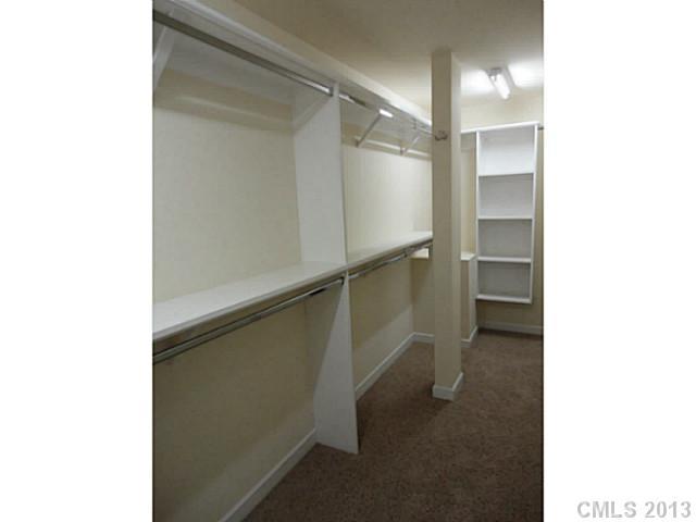 1823 Runnymede Lane Charlotte NC 28211