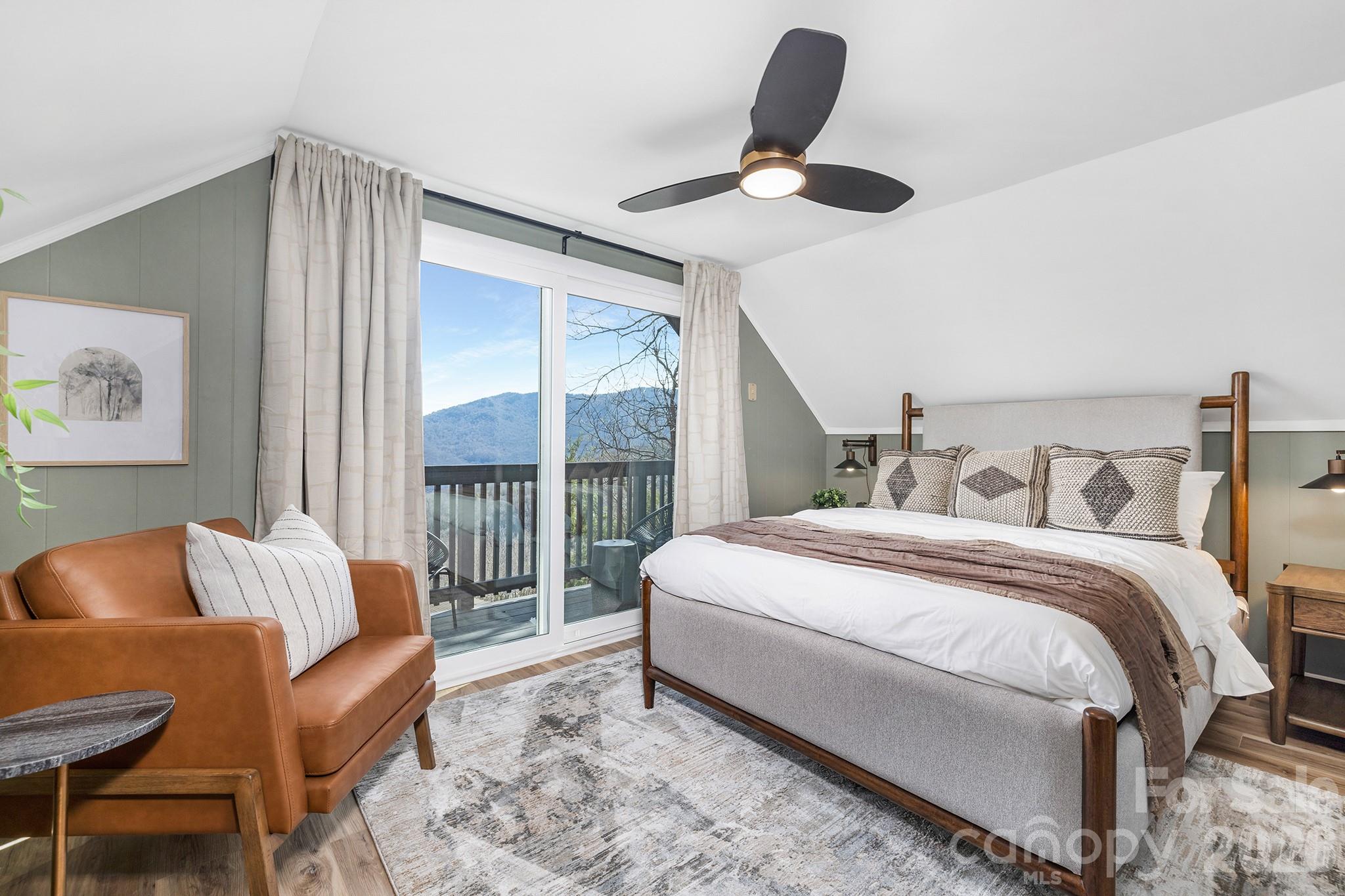 556/558 Thorncliff Drive Seven Devils NC 28604
