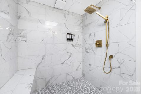 556/558 Thorncliff Drive Seven Devils NC 28604