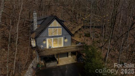 556/558 Thorncliff Drive Seven Devils NC 28604