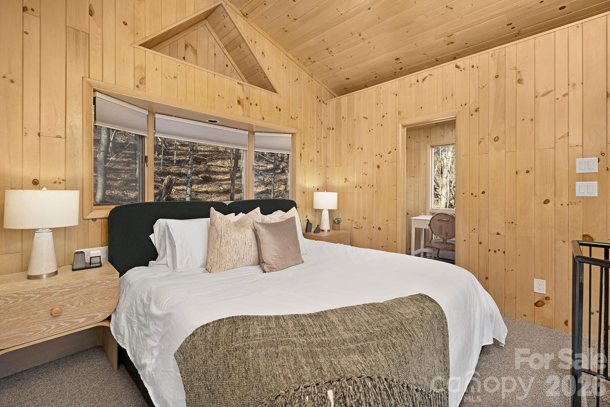 556/558 Thorncliff Drive Seven Devils NC 28604