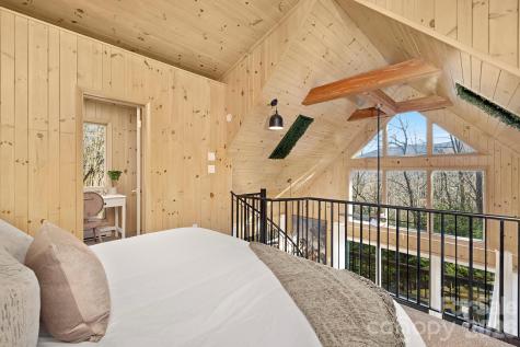 556/558 Thorncliff Drive Seven Devils NC 28604