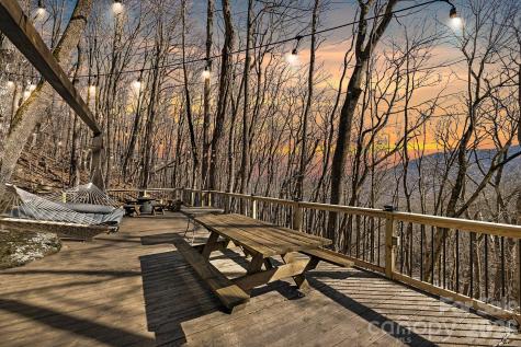 556/558 Thorncliff Drive Seven Devils NC 28604