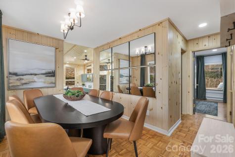 556/558 Thorncliff Drive Seven Devils NC 28604
