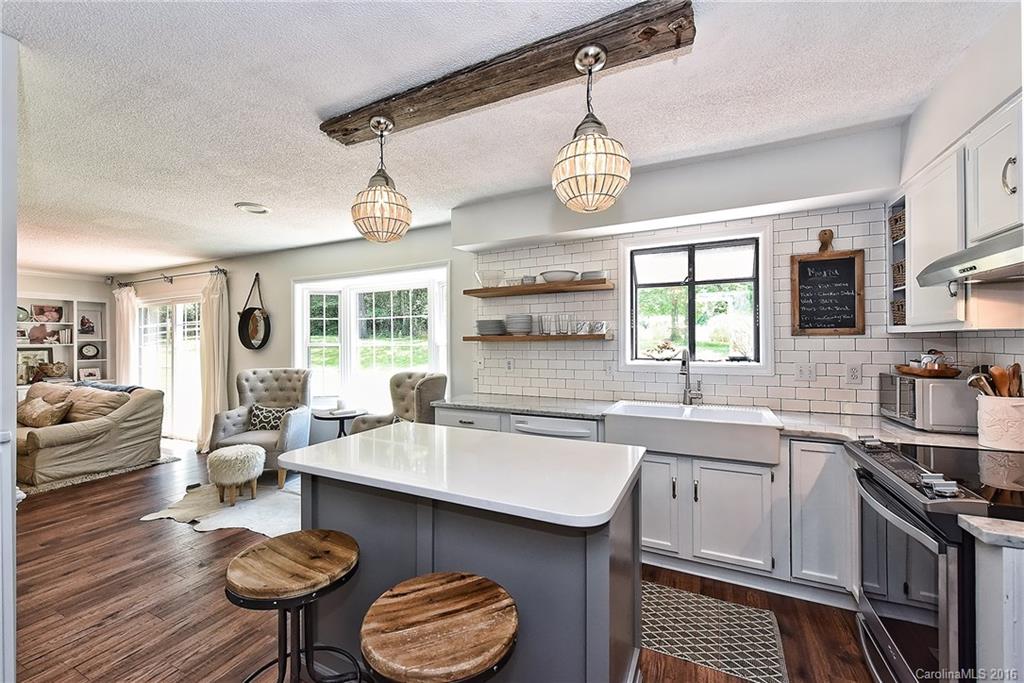 4847 Deanscroft Drive Charlotte NC 28226