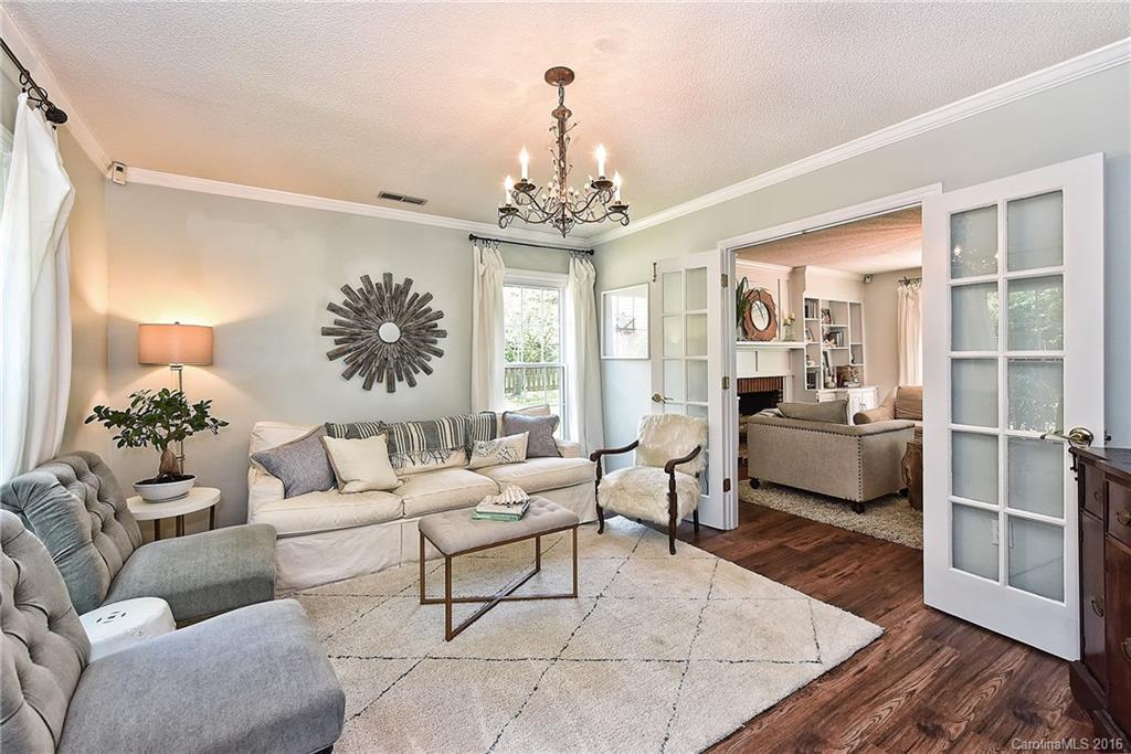 4847 Deanscroft Drive Charlotte NC 28226