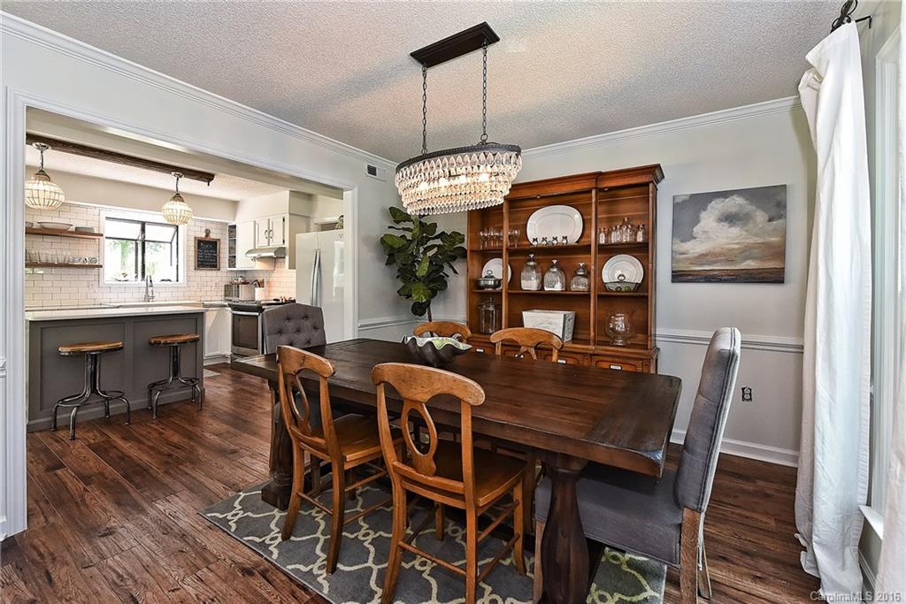 4847 Deanscroft Drive Charlotte NC 28226
