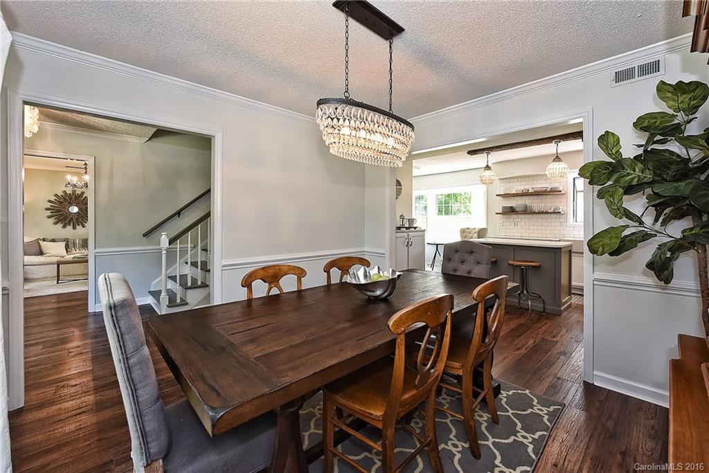 4847 Deanscroft Drive Charlotte NC 28226