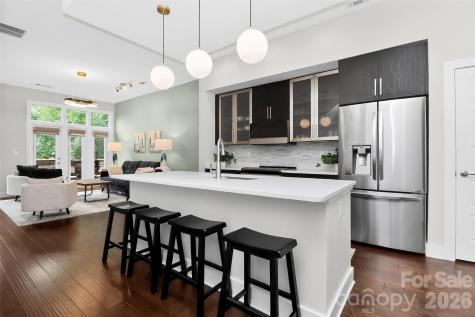 231 Doggett Street Charlotte NC 28203