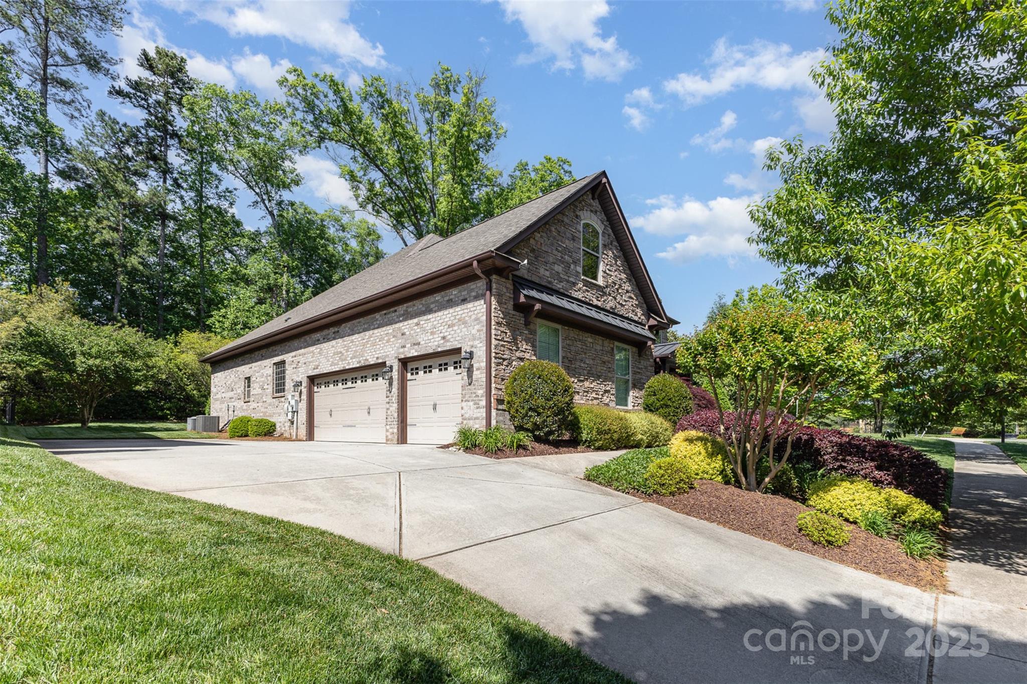 5706 Sardis Hall Court Charlotte NC 28270