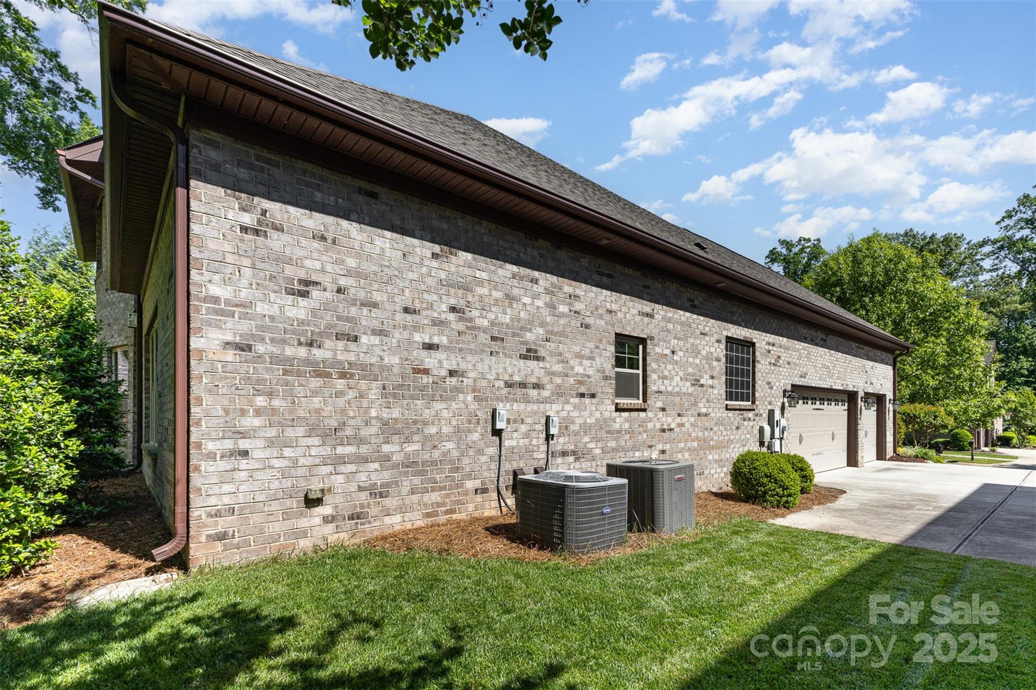 5706 Sardis Hall Court Charlotte NC 28270