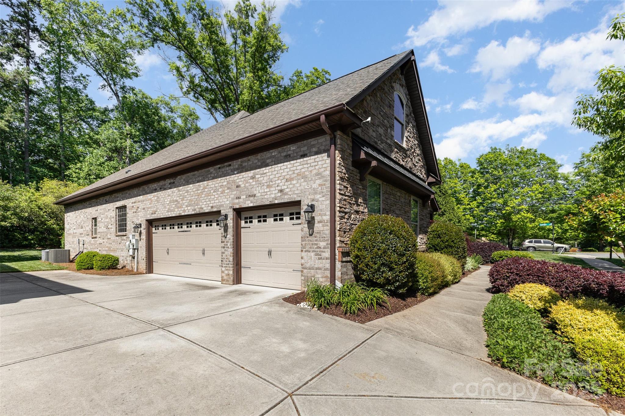 5706 Sardis Hall Court Charlotte NC 28270