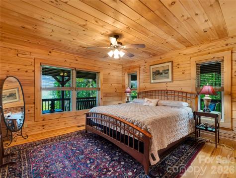 586 Tanglewood Lane Saluda NC 28773